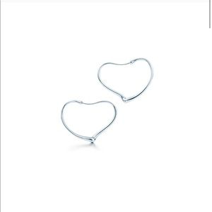 Tiffany Elsa Peretti small heart hoop earrings